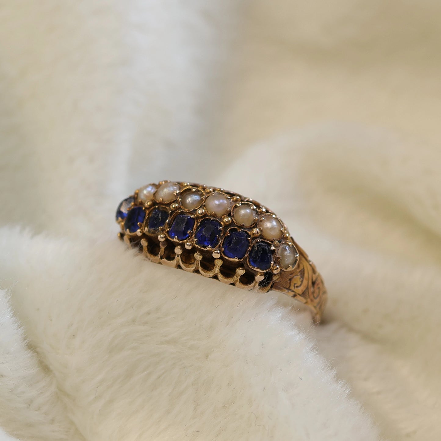 Victorian 15ct Gold Sapphire & Pearl Ring.