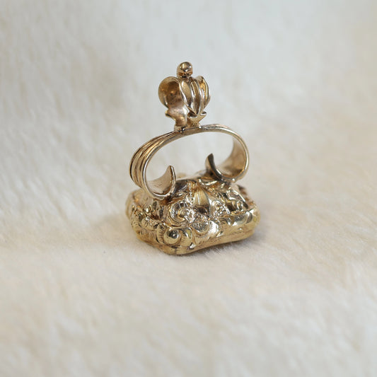 Victorian 9ct Citrine Intaglio Seal Fob - Featuring Engraving of Dog