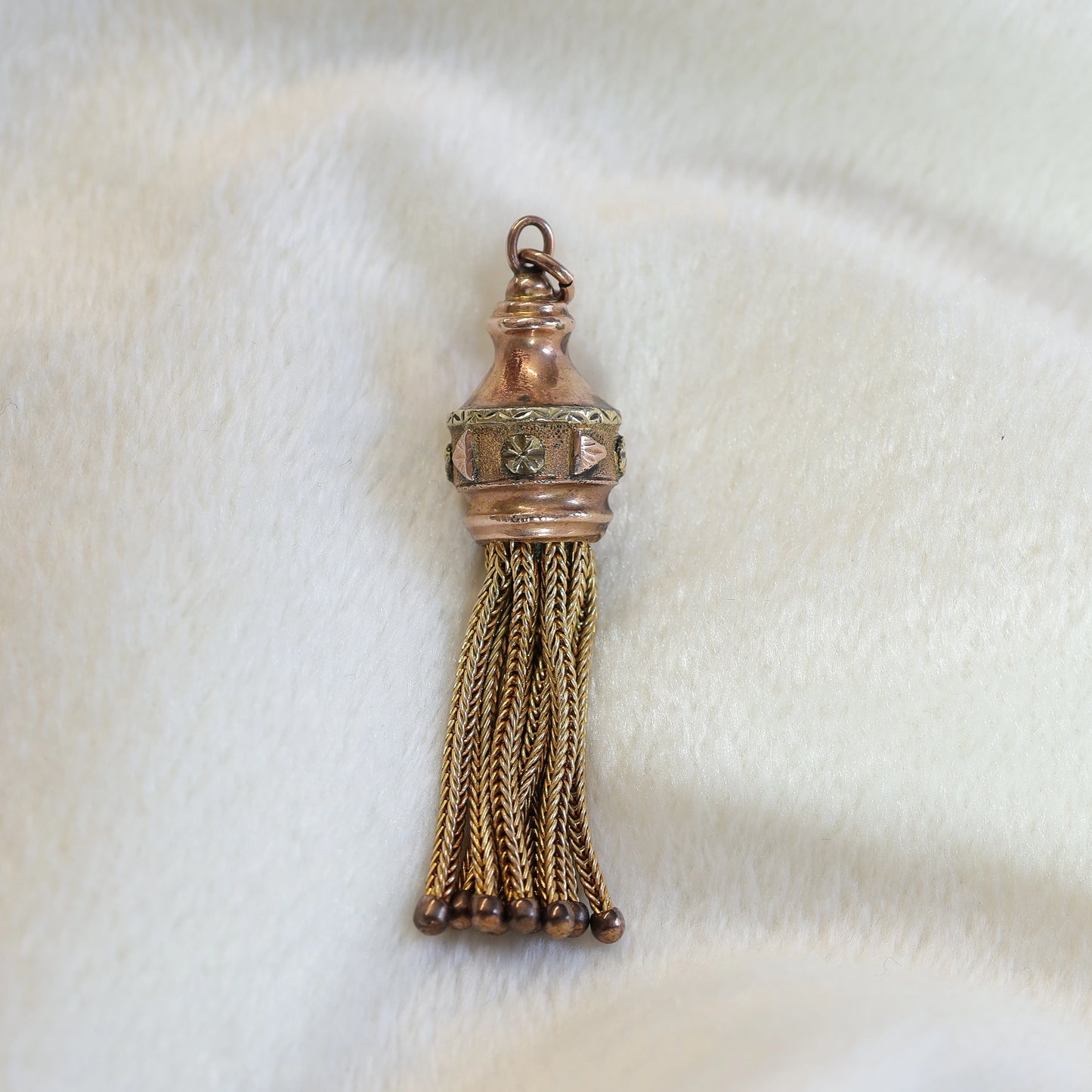 Vintage 9ct Gold Nine Strand Tassel.