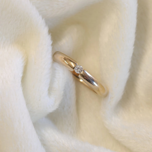Pre Owned 9ct Gold Diamond Band - Chunky Gold Band Ring.
