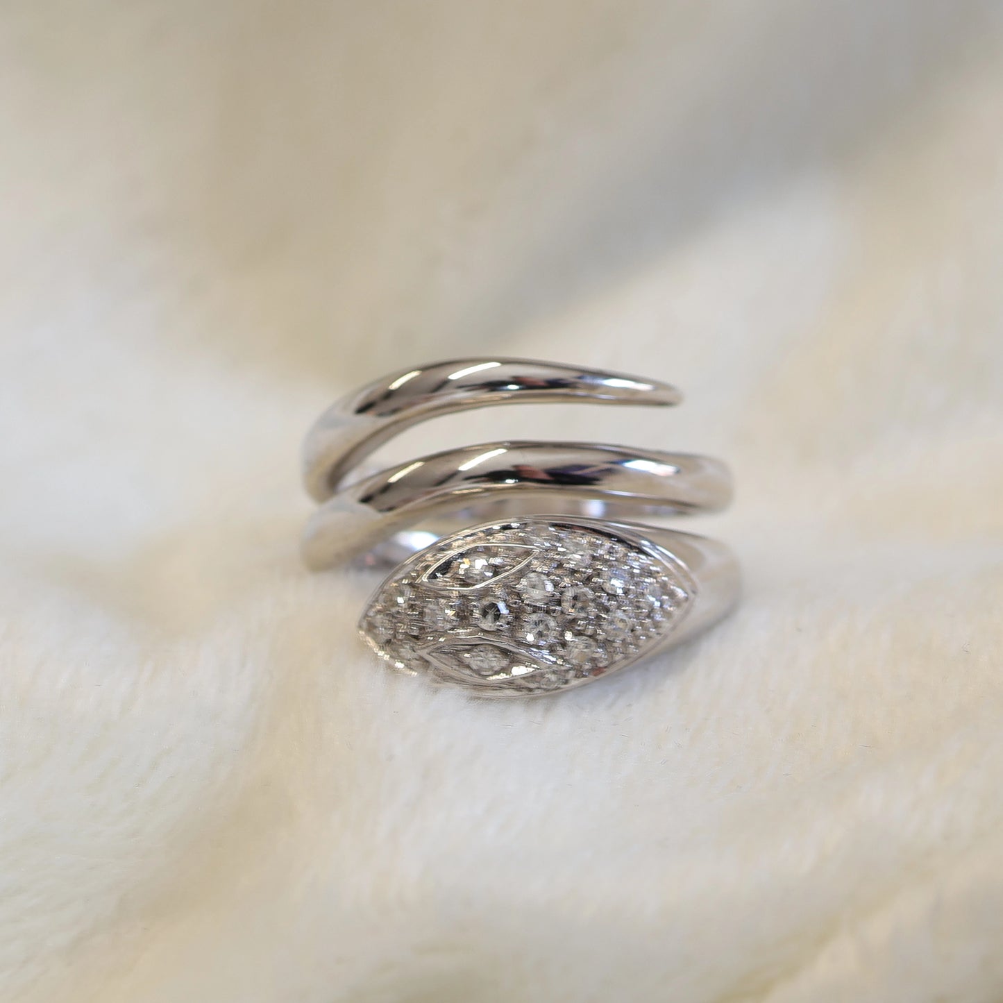 Pre Loved 18ct White gold Pave set Diamond Snake ring.